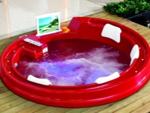 Czerwone mini jacuzzi z podświetleniem