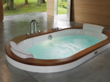 Wanna Jacuzzi montowana na podłodze wykończona w kolorze wenge