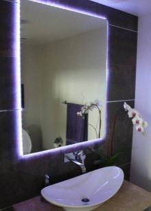 Éclairage du miroir par LED