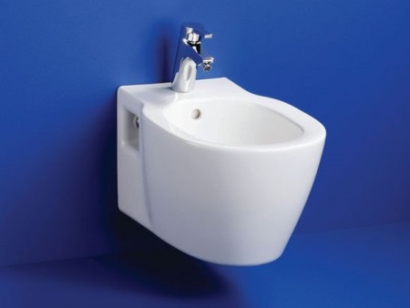 Idealny standardowy bidet wiszący